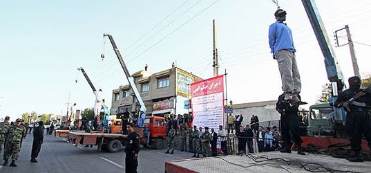 Volgens de National Council of Resistance heeft Iran in 6 dagen tijd 24 mensen geëxecuteerd, waaronder een jonge man van 23 die al sinds zijn 17e gevangen zat.
